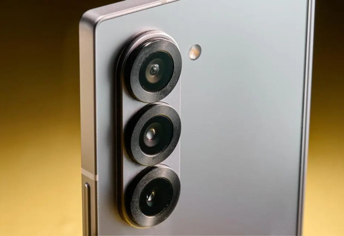 samsung-galaxy-z-fold-7-gia-bao-nhieu